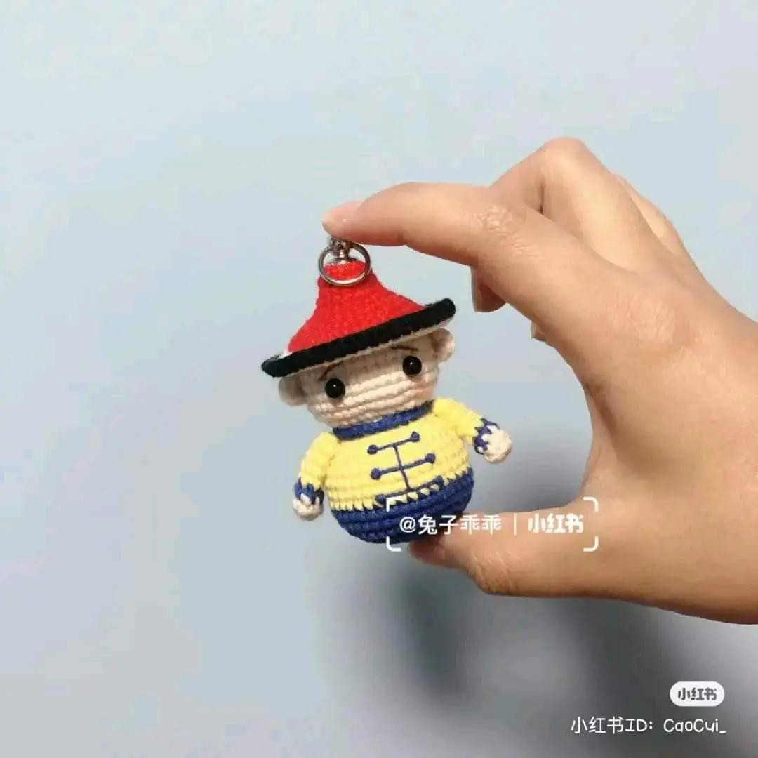 Crochet Amigurumi Chinese Character Doll Keychain Pattern Chart with Traditional Hat