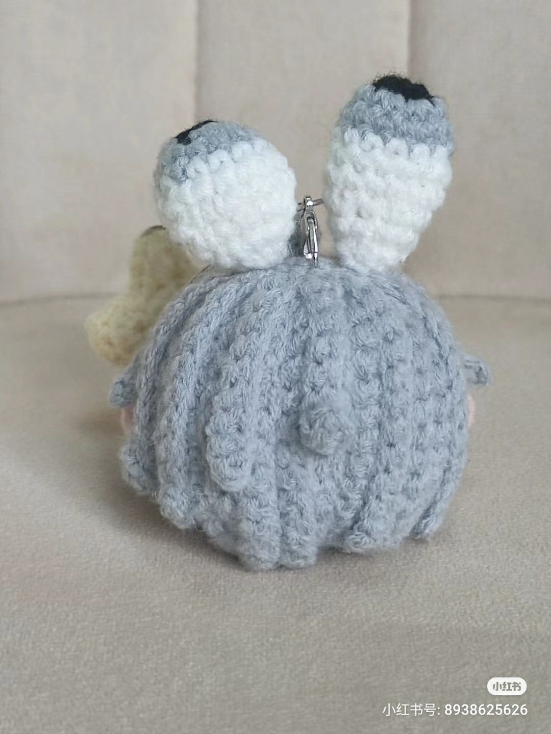 Crochet Amigurumi Doll Pattern Chart: Hair, Ears, and Head Instructions