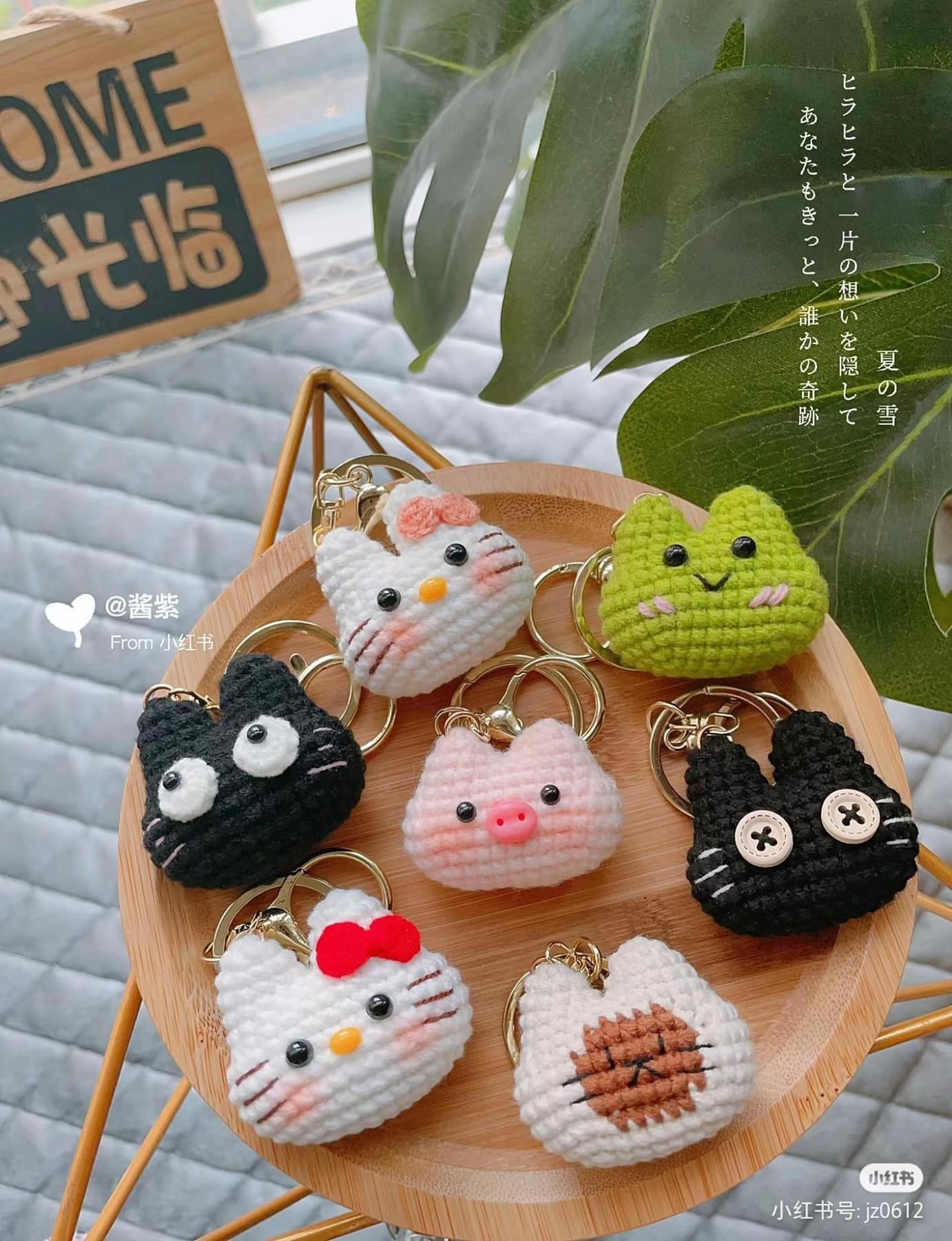 Crochet Amigurumi Keychains Pattern: Hello Kitty, Piggy, Frog, and Bear Tutorial Chart