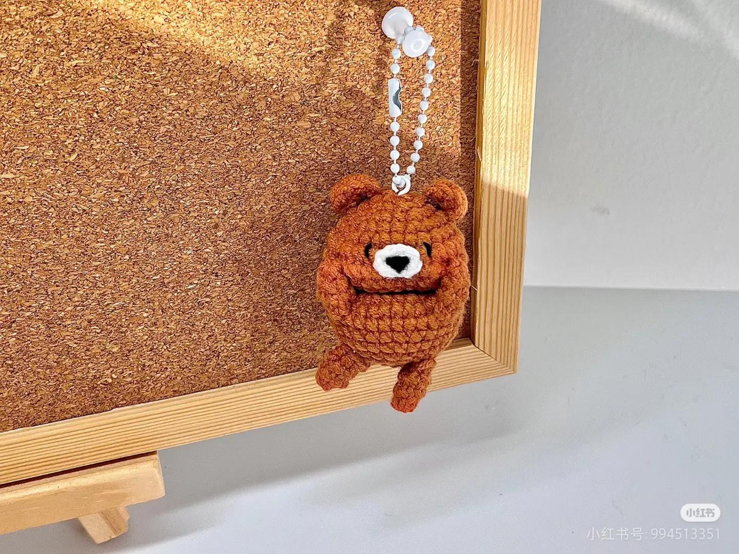 Crochet Amigurumi Keychains: Pig, Rabbit, and Bear Pattern Chart
