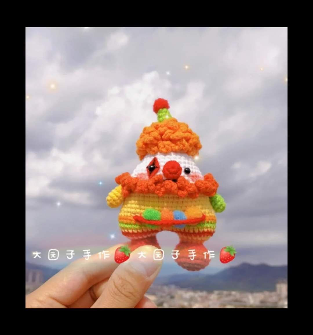 Crochet Amigurumi Pattern: Cute Carrot Rabbit and Clown Dolls