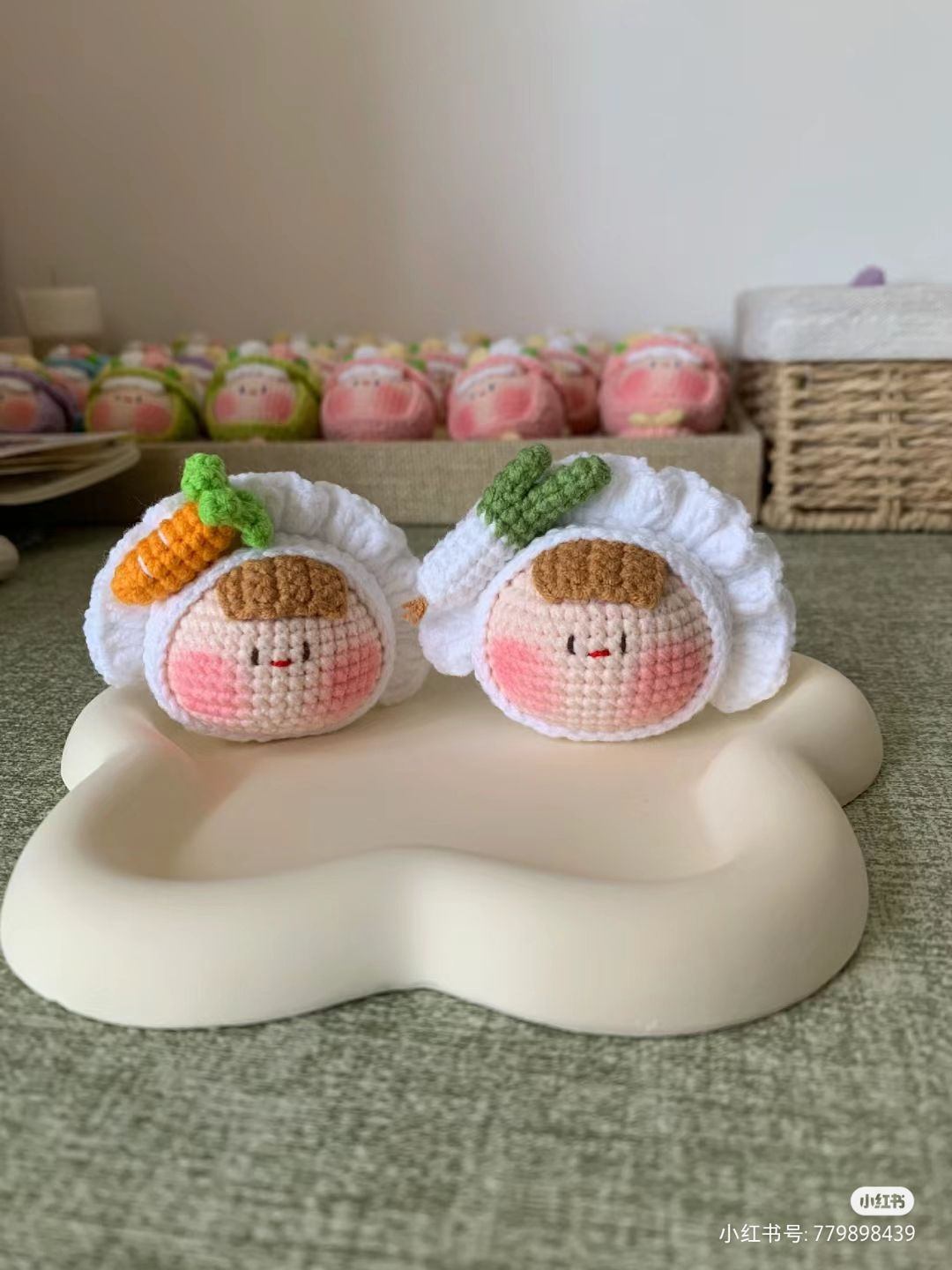 Crochet Amigurumi Patterns: Dumbo Elephant and Summer Duck Free Charts