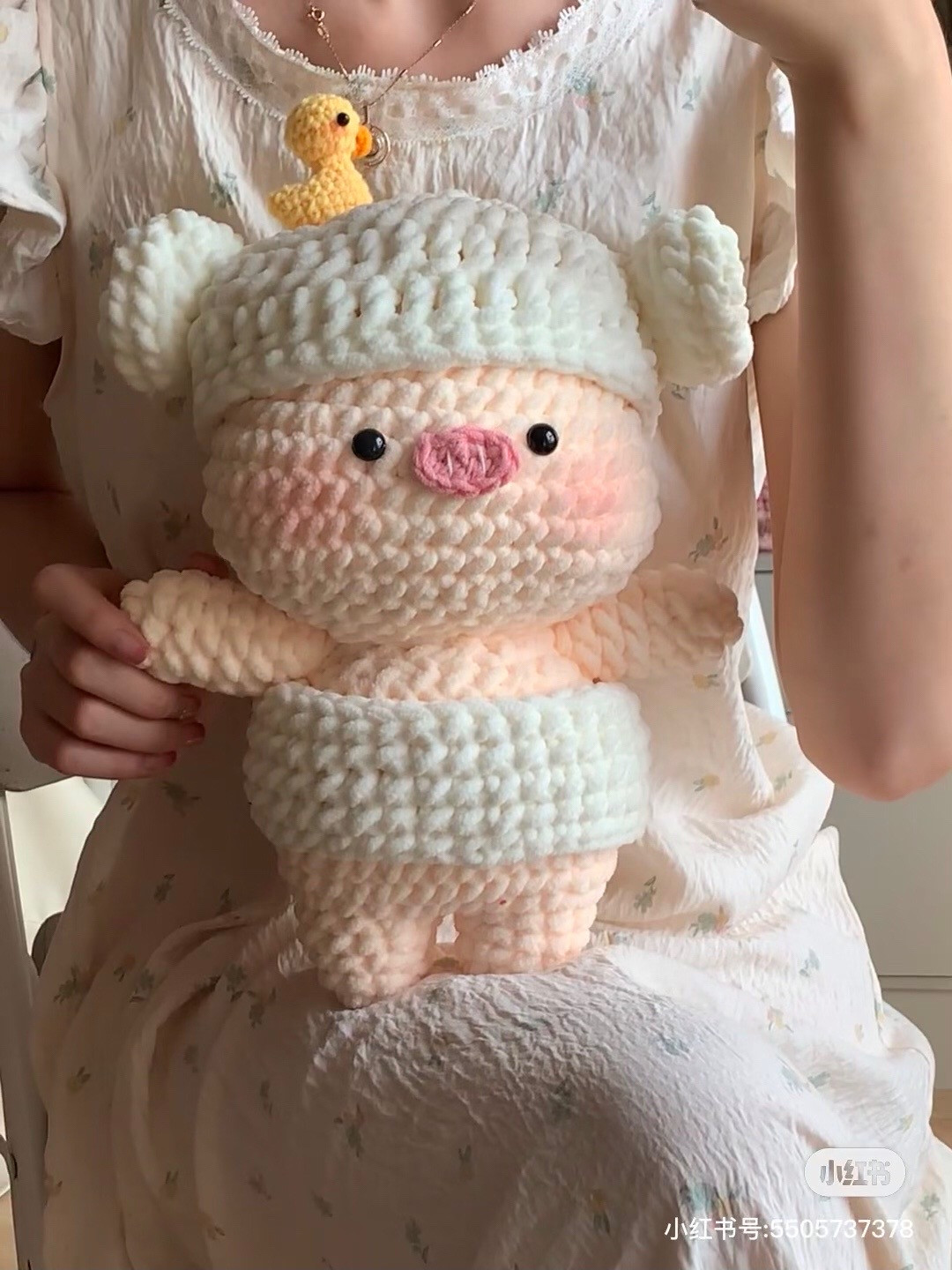 Crochet Amigurumi Pig Pattern: Bath Time and Witch Costume Doll Tutorial