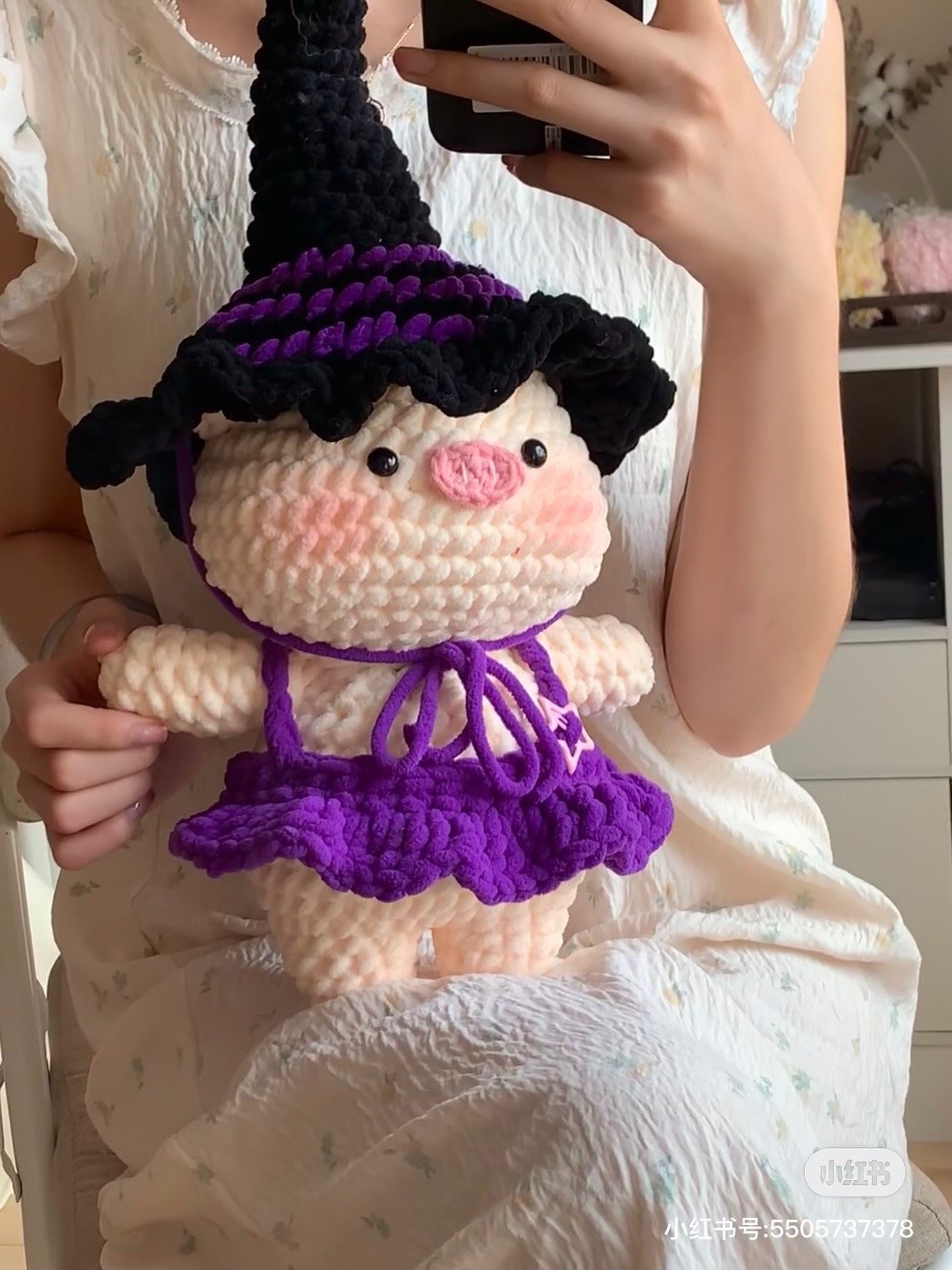 Crochet Amigurumi Pig Pattern: Bath Time and Witch Costume Doll Tutorial