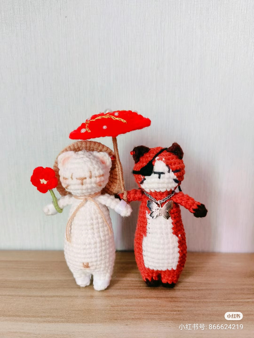 Crochet Amigurumi Red Fox with Umbrella and Cat Doll Pattern Chart