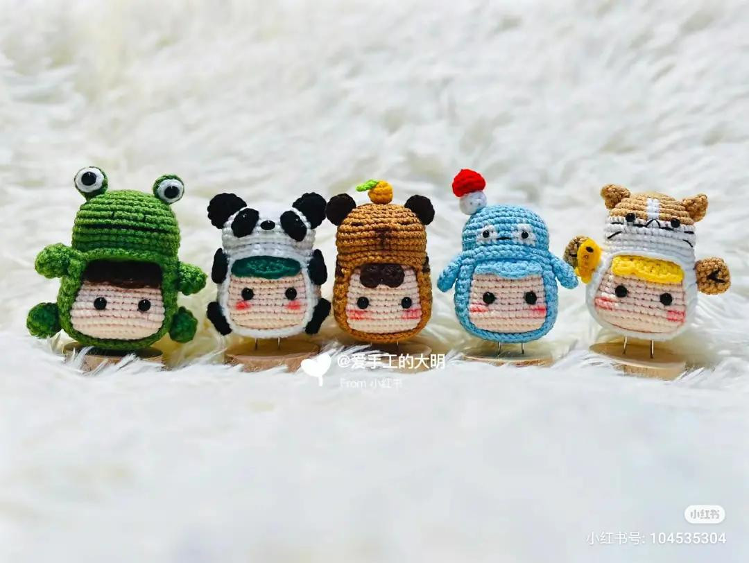Crochet Animal Dango Dolls Pattern: Panda, Capybara, Penguin, Cat