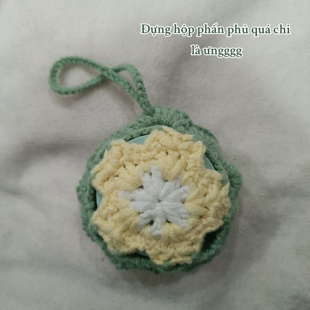 Crochet Apricot Flower Compact Case Pattern