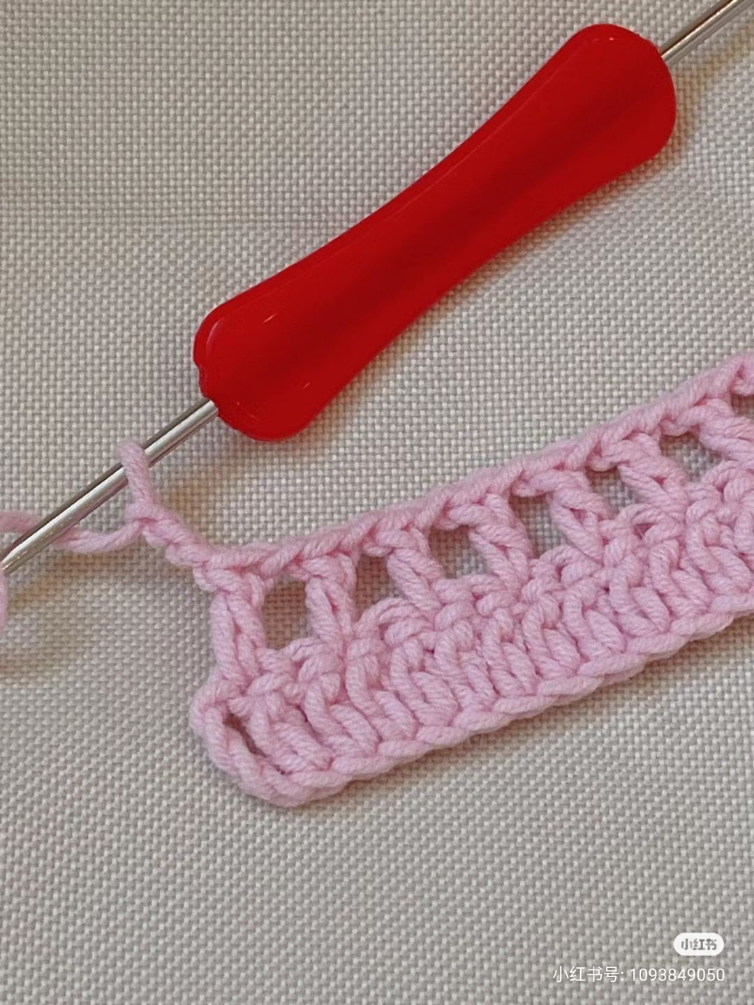 Crochet Baby Dress Pattern with Red Flower and Ruffled Collar