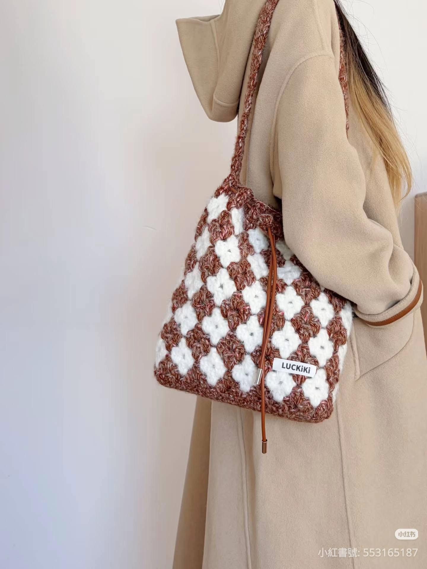 Crochet Bag Pattern: Brown and White Flower Stitch with Drawstring