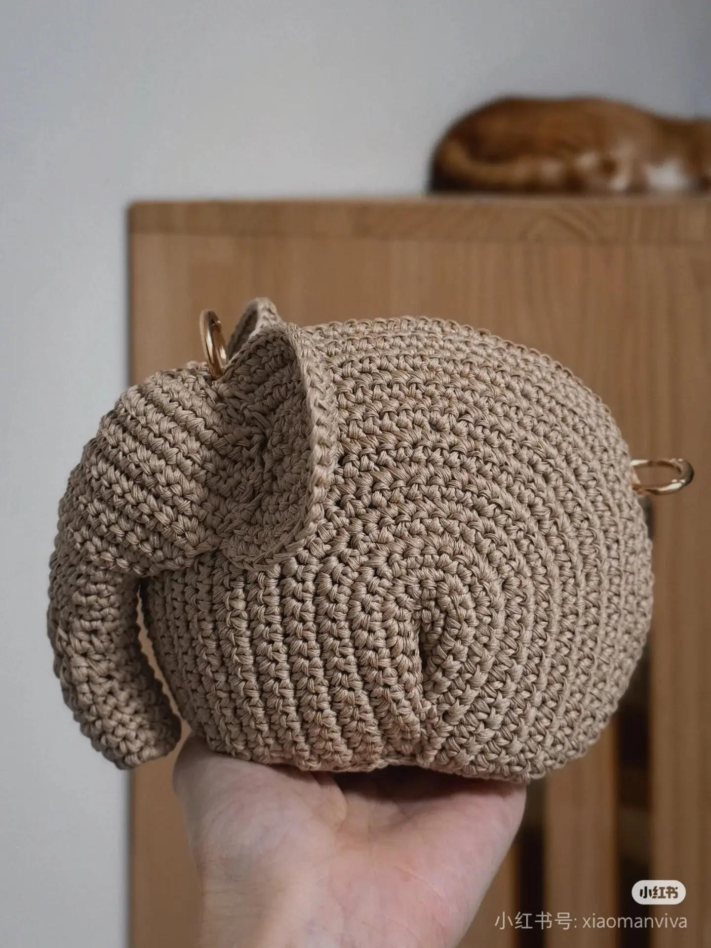 Crochet Bag Pattern Charts: Red Zigzag Tote and Beige Elephant Purse