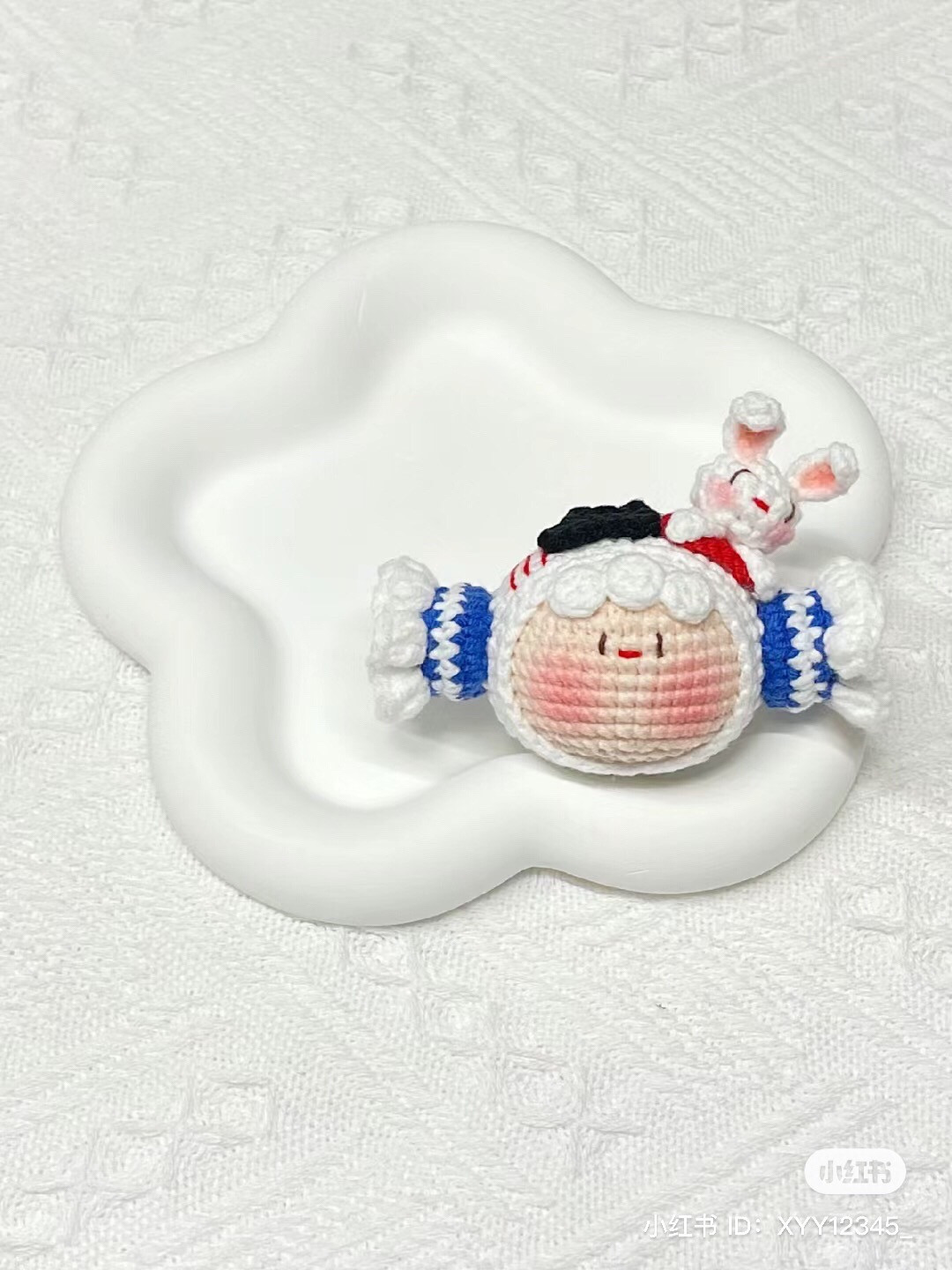 Crochet Big White Rabbit Candy Doll Chart