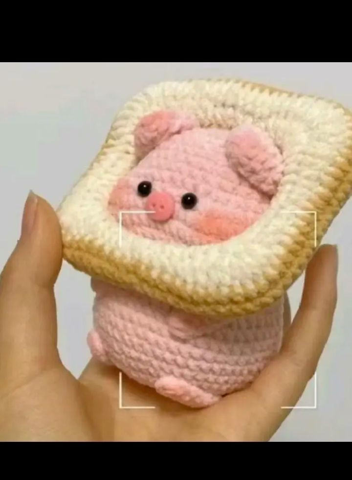 Crochet Bread Pig Amigurumi Pattern Tutorial