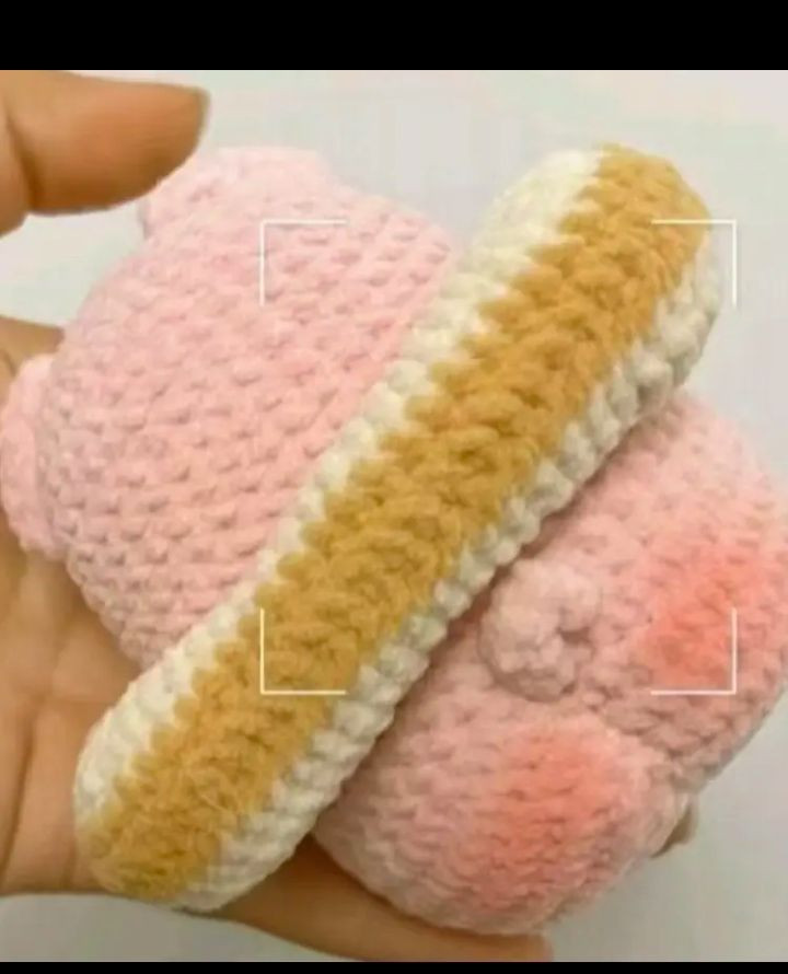 Crochet Bread Pig Amigurumi Pattern Tutorial