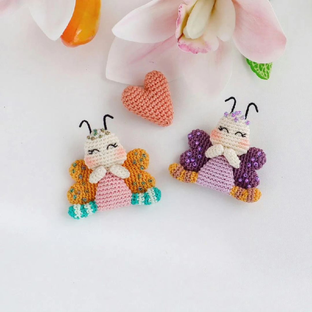Crochet Butterfly Brooch Pattern Tutorial with Sequins