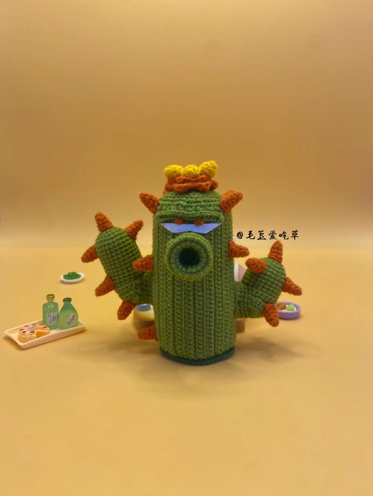 Crochet Cactus Amigurumi Pattern with Step-by-Step Instructions | HandmadeV