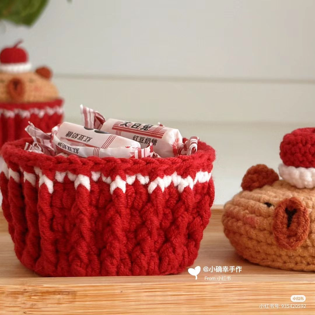 Crochet Capybara Cupcake Storage Box Pattern
