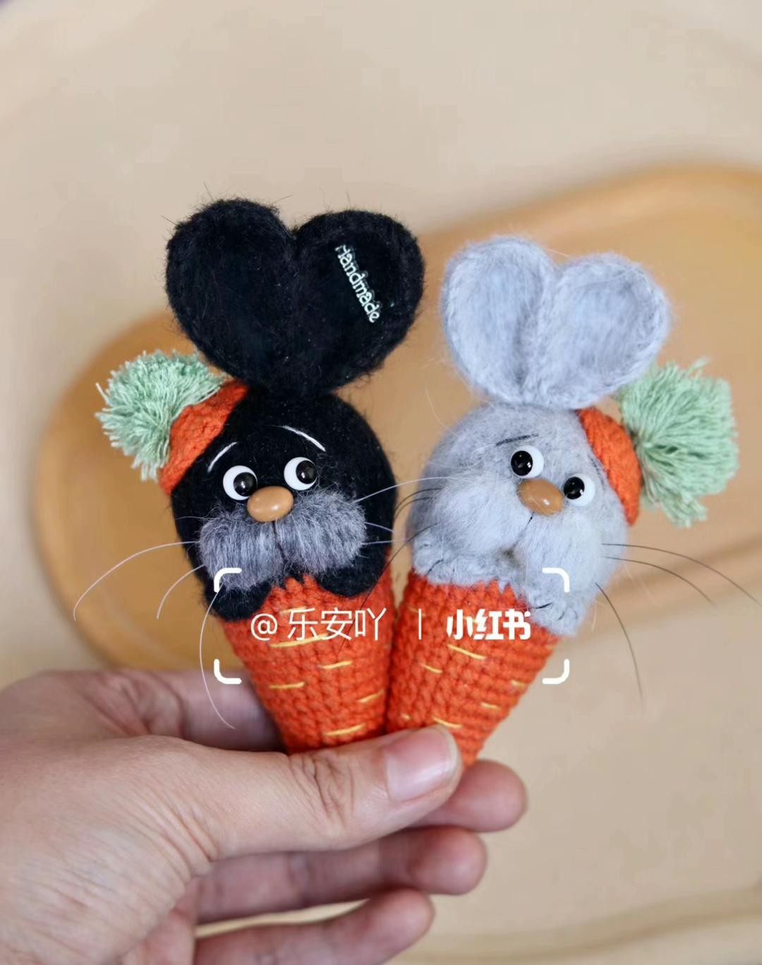 Crochet Carrot Rabbit Doll Pattern: Cute Black and Grey Amigurumi Tutorial with Brushed Fur