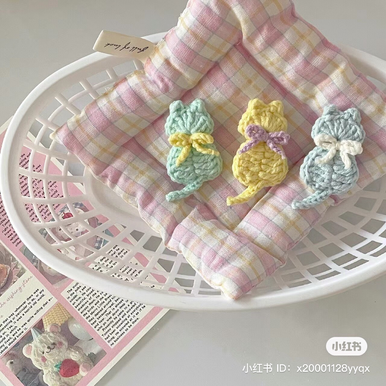 Crochet Cat Back View Chart: Cute Pastel Mini Cats with Bow Ties