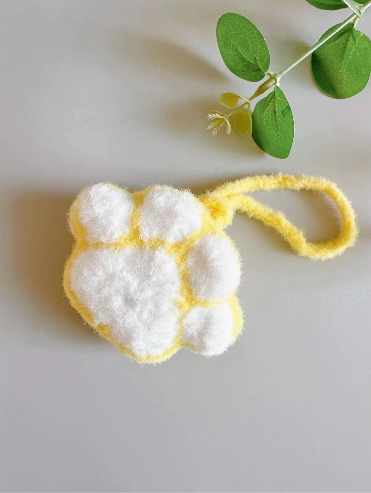 Crochet Cat Paw Earphone Case Chart - Yellow and White