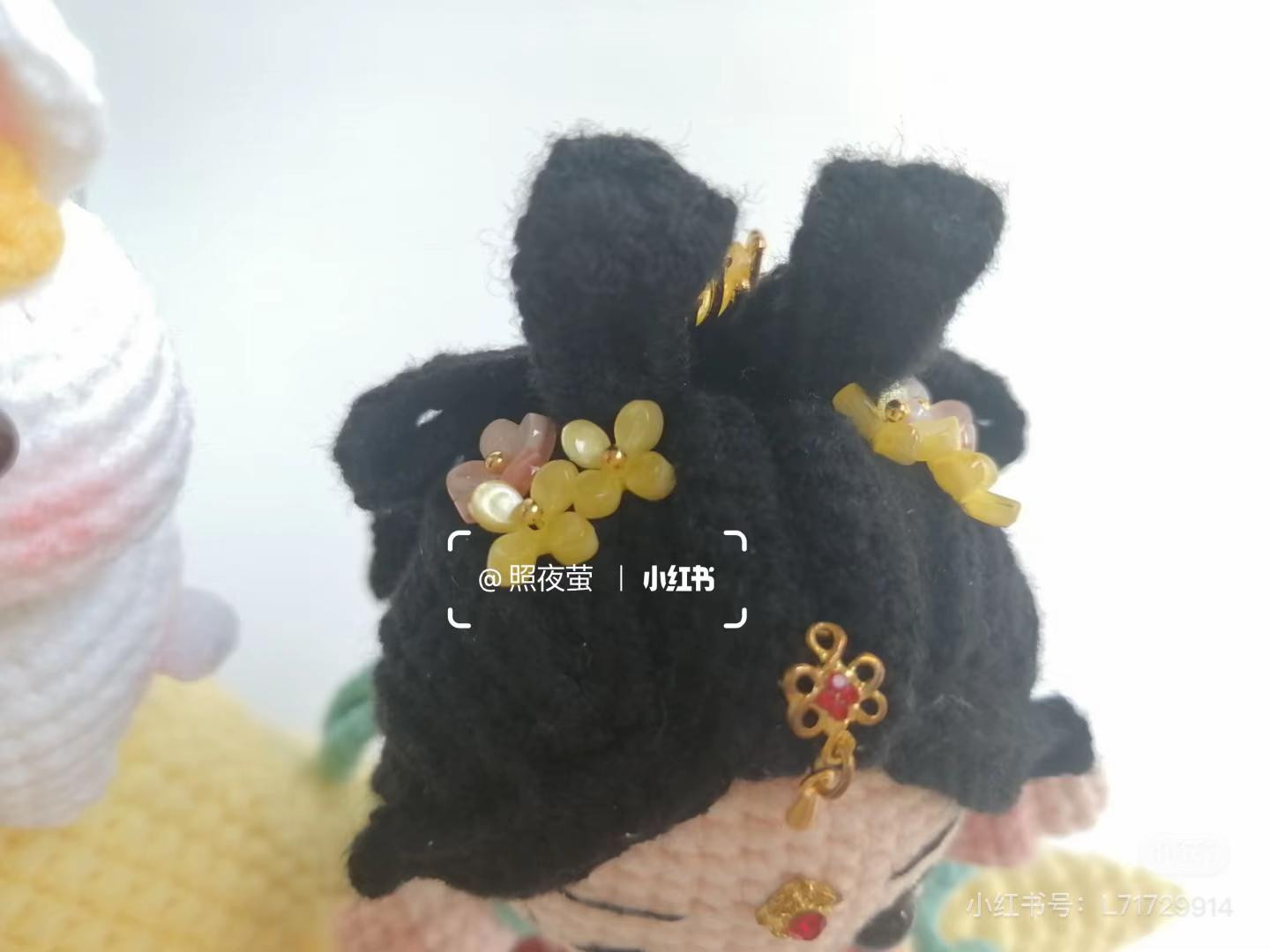 Crochet Chang'e Moon Goddess and Rabbit with LED Light Pattern