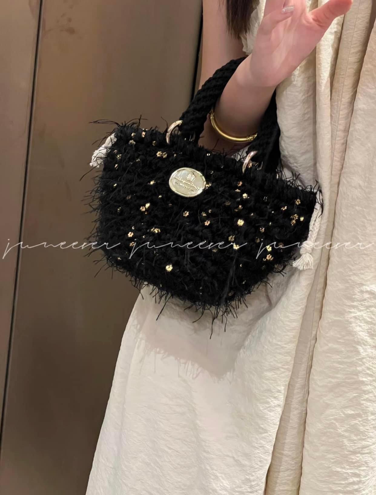 Crochet Chart for Black Sequin Tassel Bag with Gold Accents
