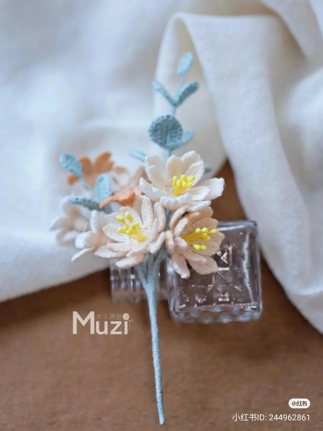 Crochet Chart for Champagne Color Bouquet with Leaves