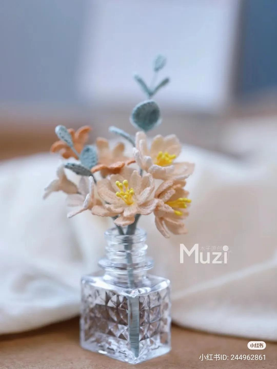 Crochet Chart for Champagne Color Bouquet with Leaves