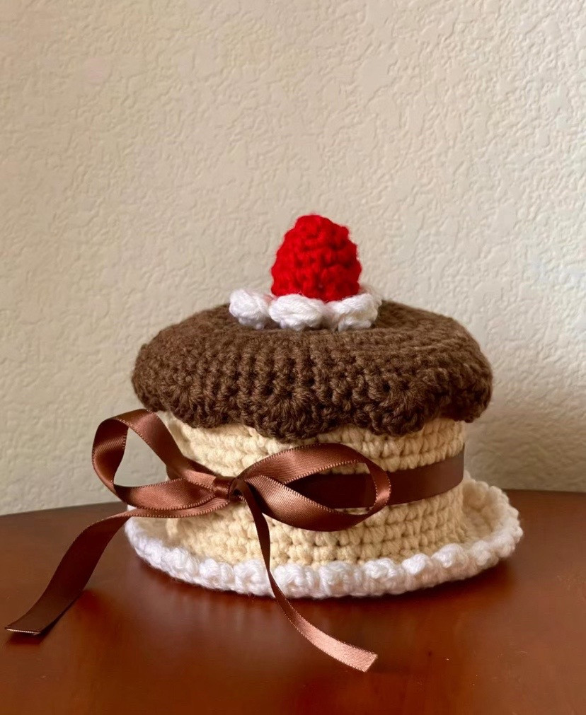 Crochet Chart for Chocolate Cake with Strawberry