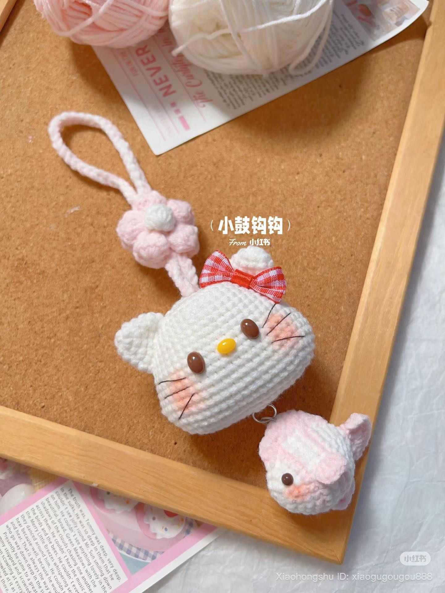 Crochet Chart for Cute Cat and Fish Keychain Amigurumi Pattern
