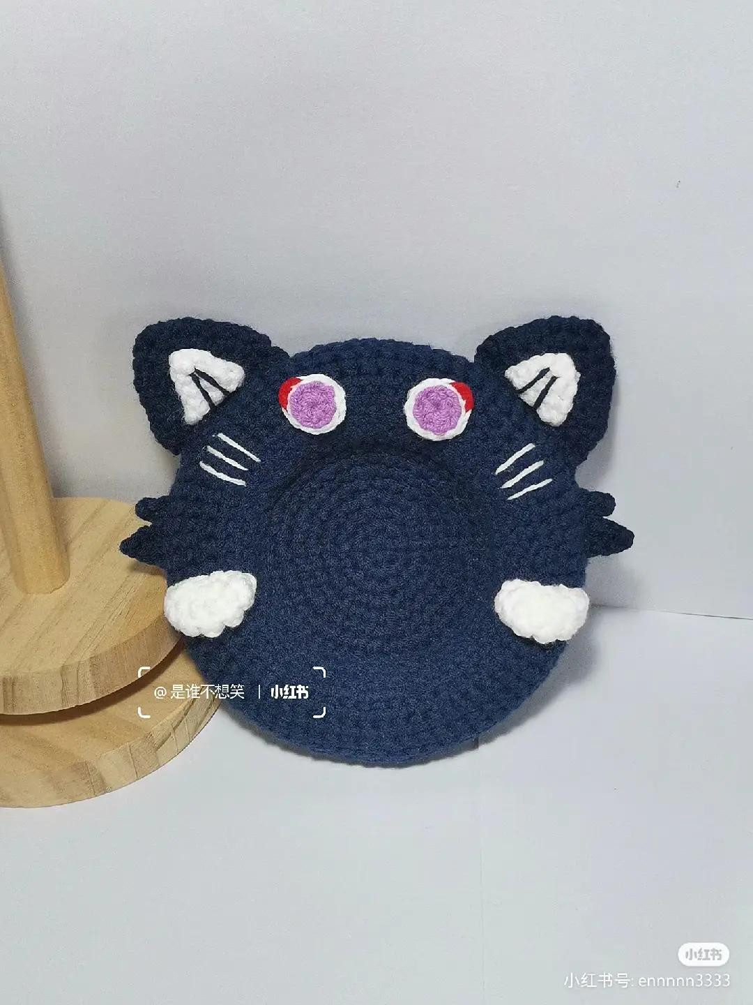 Crochet Chart for Scattered Cat Badge Holder and Haikyuu Kenma Keychain Pattern