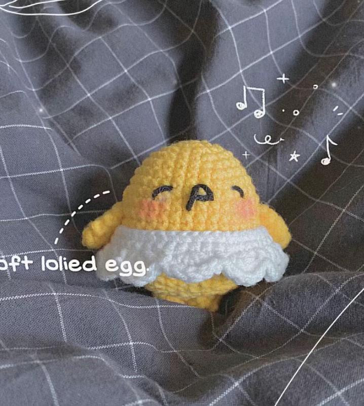 Crochet Chart Pattern for Cute Soft Boiled Egg Amigurumi Doll with Yellow Yolk and White Albumen