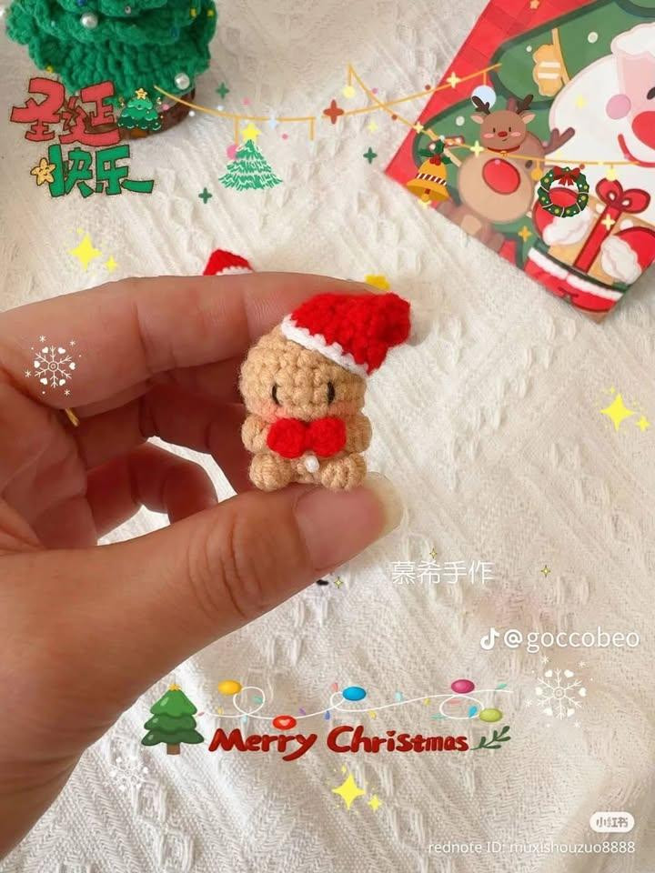Crochet Christmas Amigurumi Pattern: Santa, Reindeer, Tree