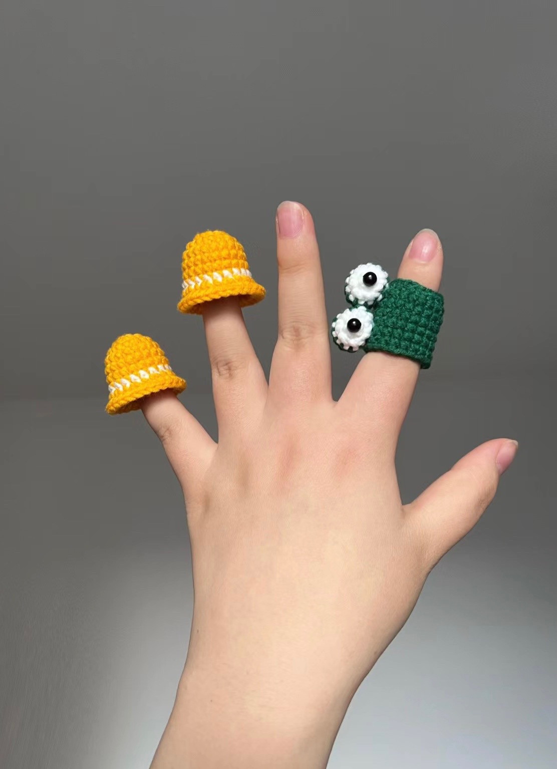 Crochet Christmas Bell Ornament with Red Bow Pattern