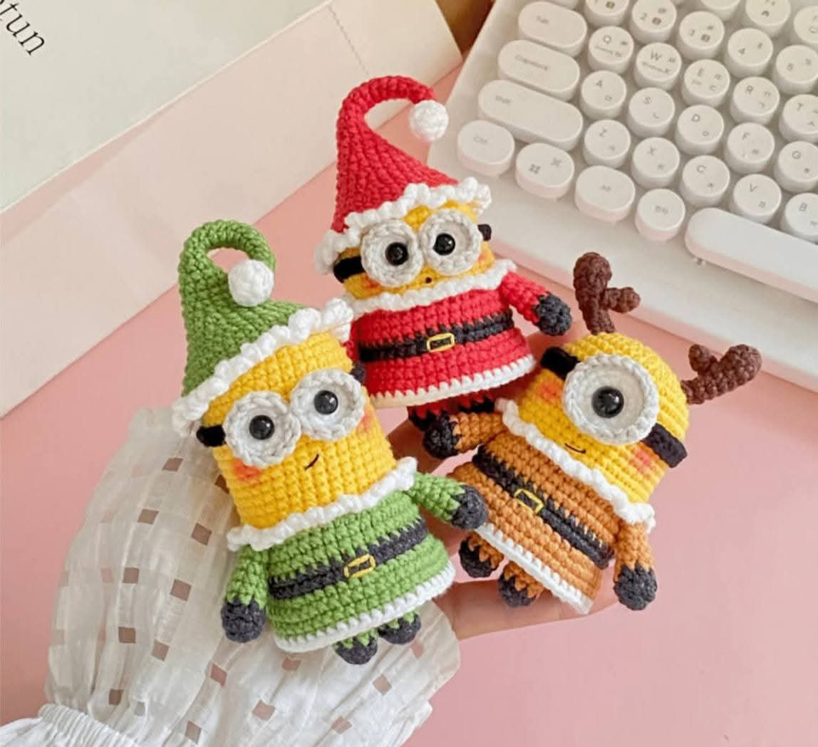 Crochet Christmas Minion Doll Pattern: Santa, Elf & Reindeer Amigurumi