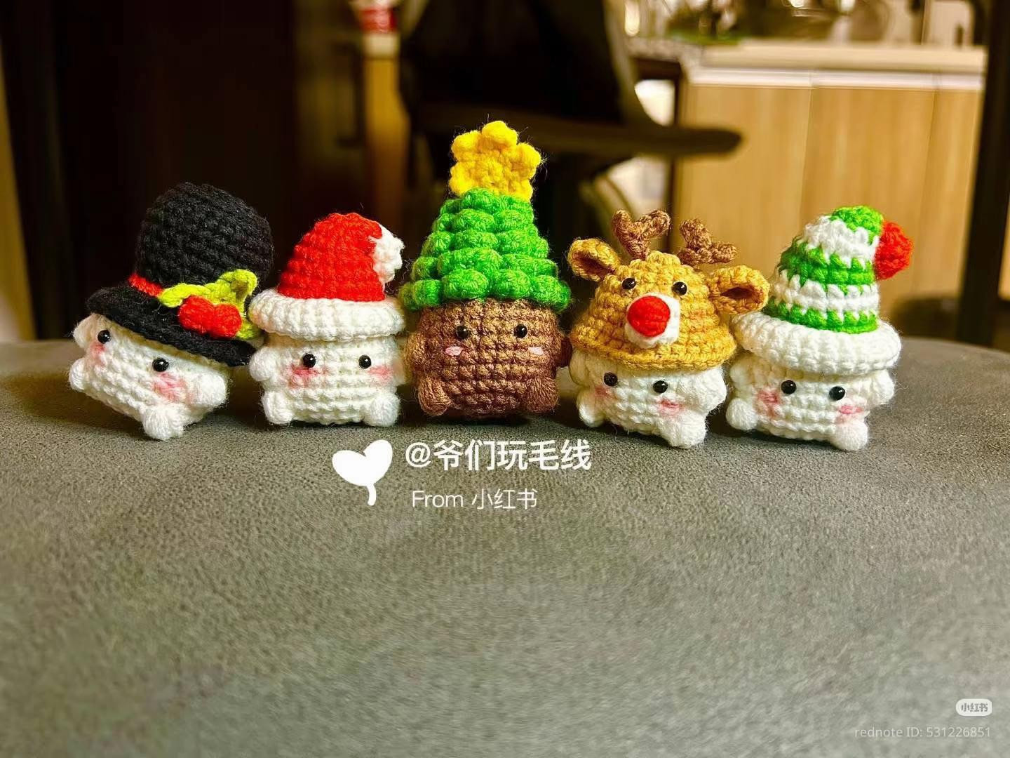 Crochet Christmas Mushroom Amigurumi Dolls Pattern Tutorial