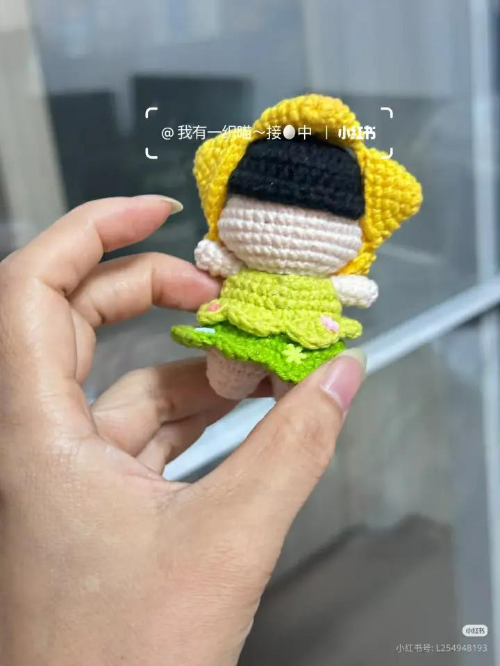 Crochet Christmas Tree Crayon Shin-chan Doll Chart