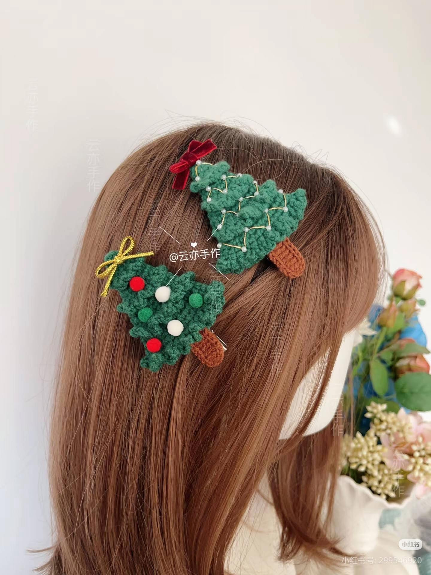 Crochet Christmas Tree Hair Clips Pattern