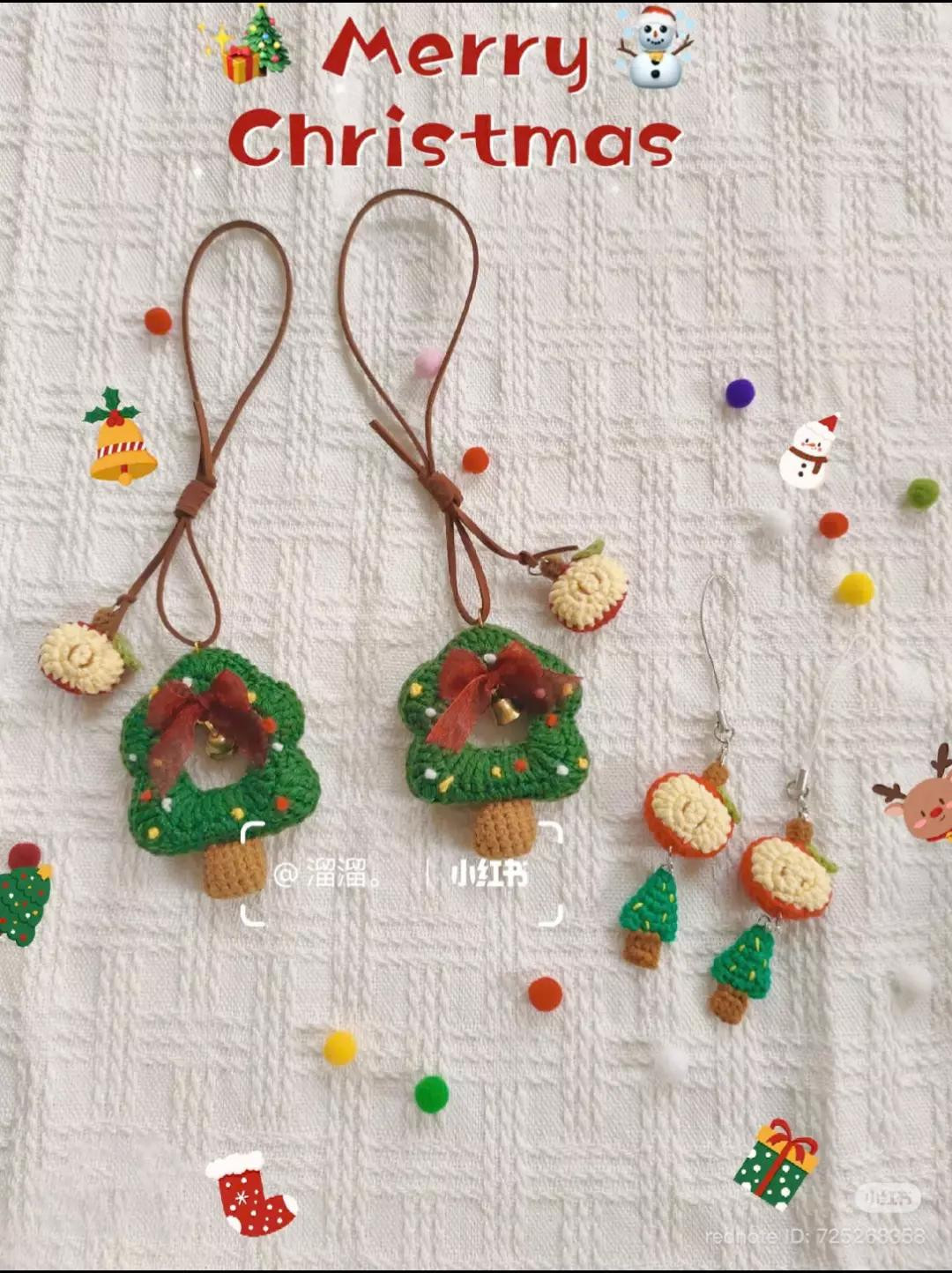 Crochet Christmas Tree Keychains and Earrings Free Pattern