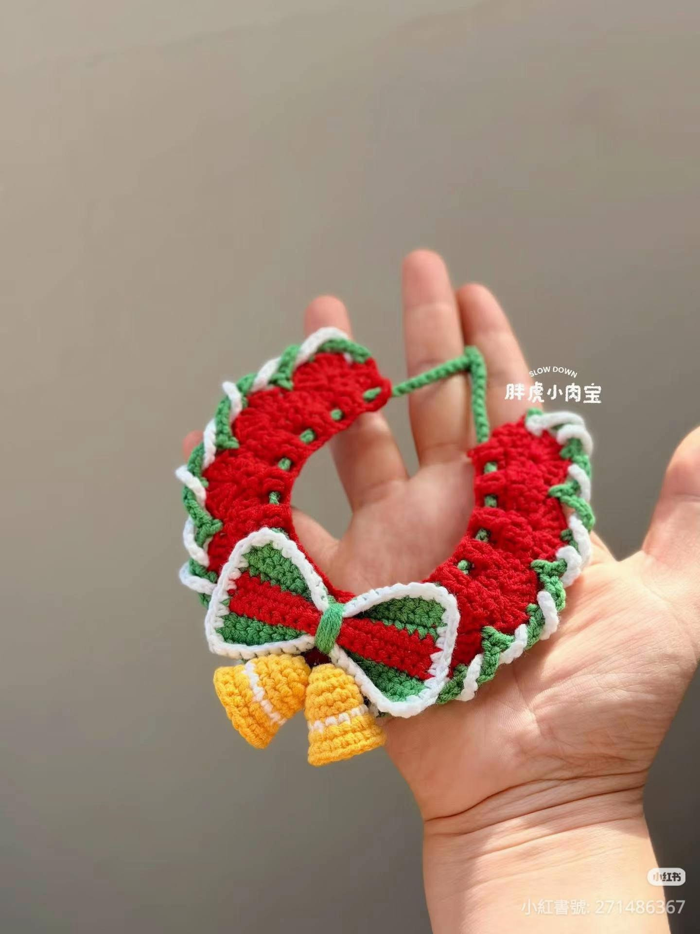 Crochet Christmas Wreath Collar Pattern with Bow and Bells