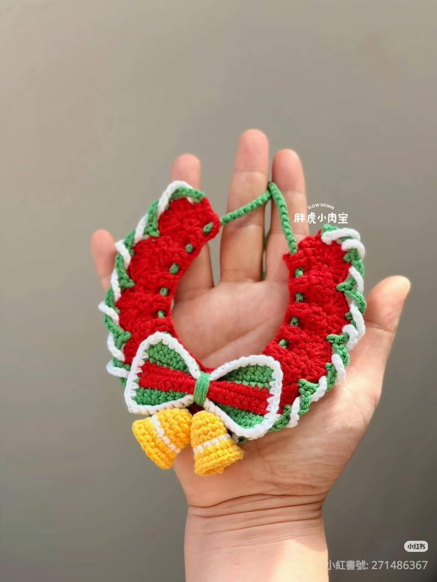 Crochet Christmas Wreath Collar Pattern with Bow and Bells