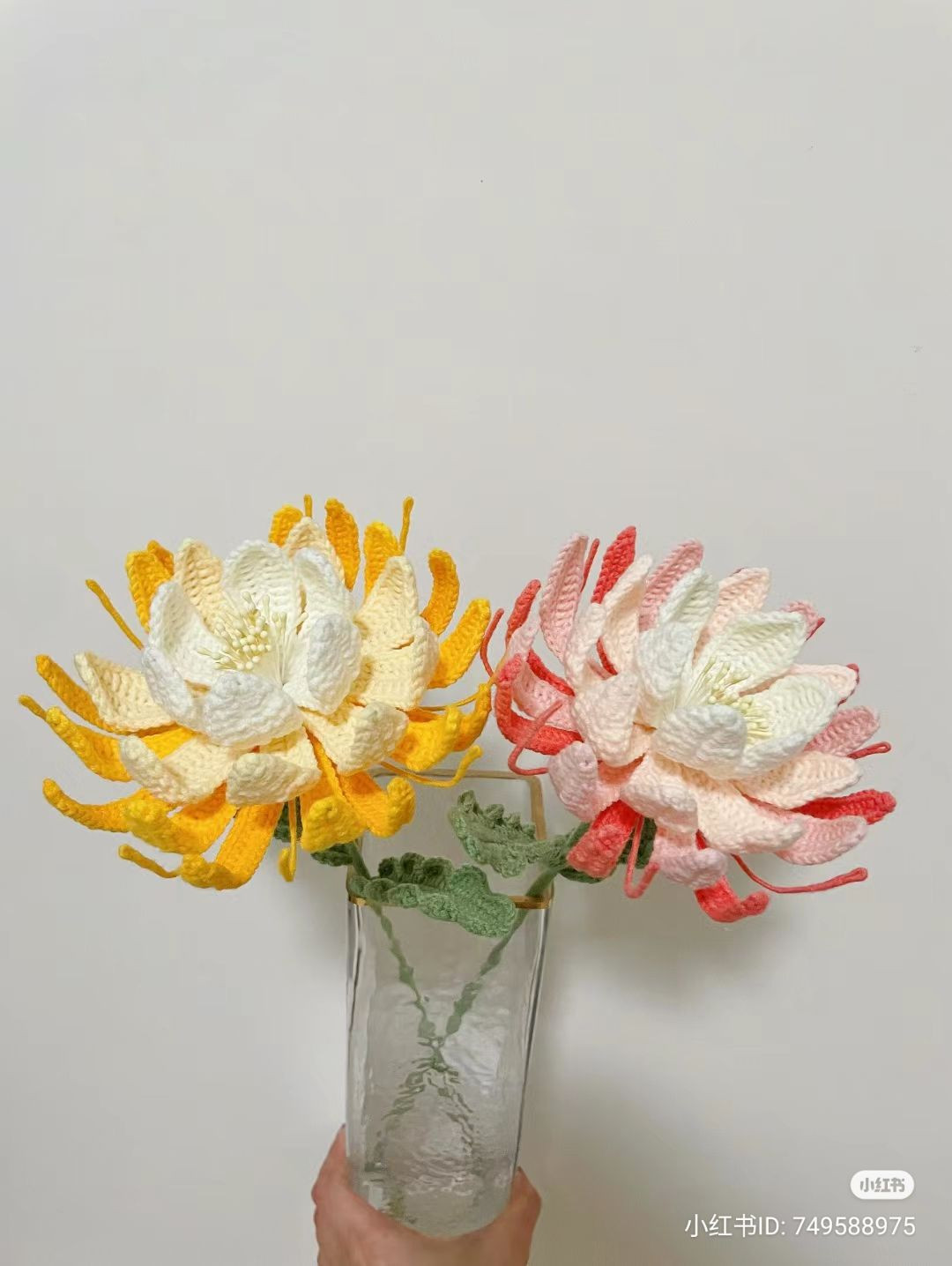 Crochet Chrysanthemum Flower Pattern: Yellow and Pink Petals Tutorial