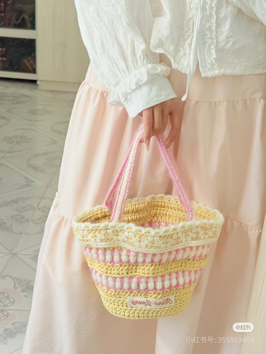 Crochet Clamshell Basket Bag Pattern Chart by Nano Leung