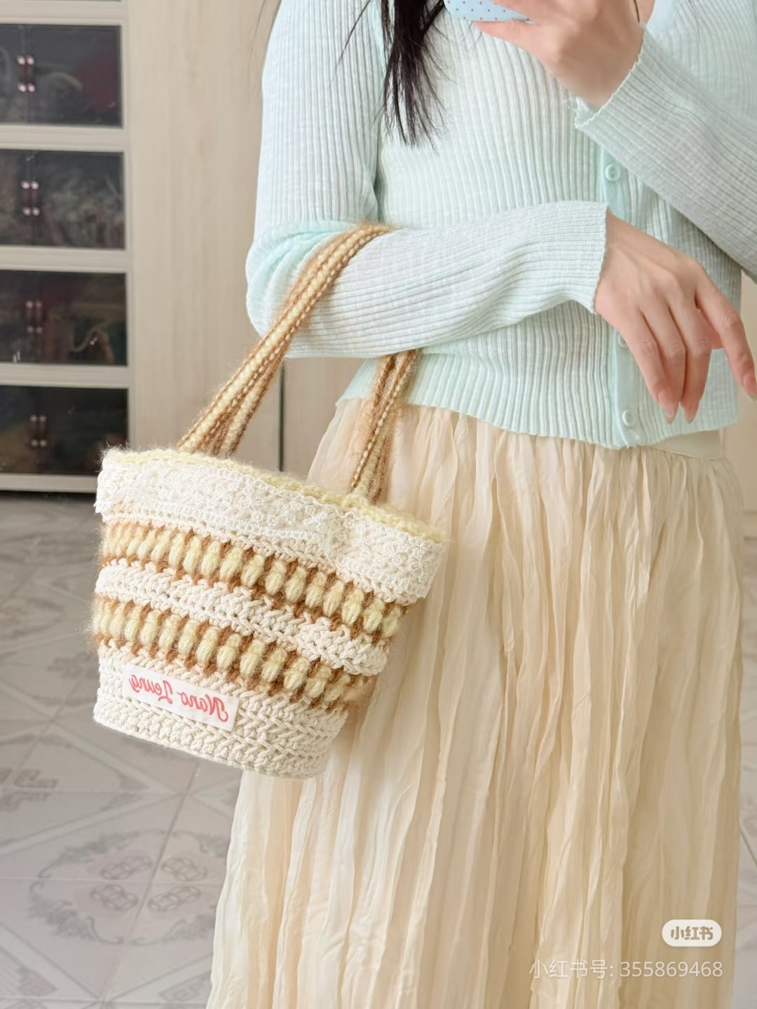Crochet Clamshell Basket Bag Pattern Chart by Nano Leung