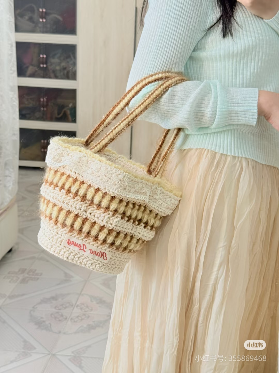 Crochet Clamshell Basket Bag Pattern Chart by Nano Leung