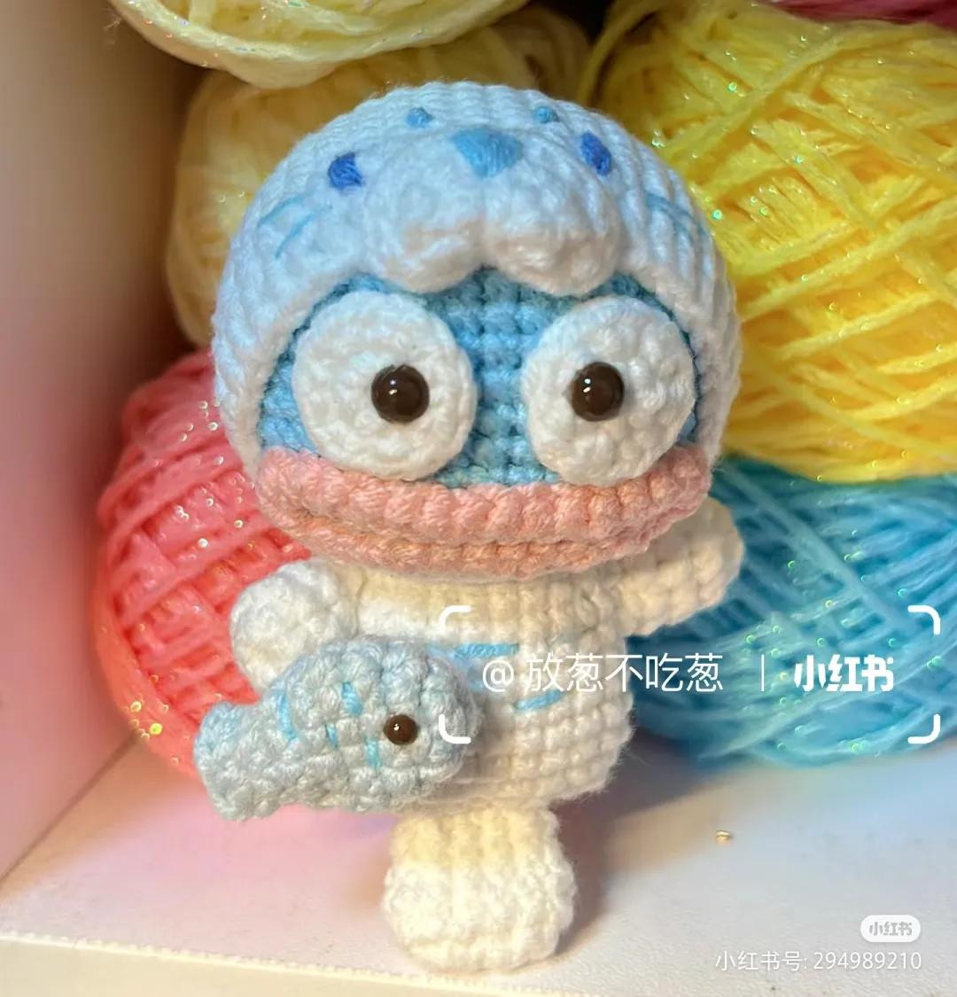 Crochet Clownfish Seal Doll Pattern with Hat and Fish