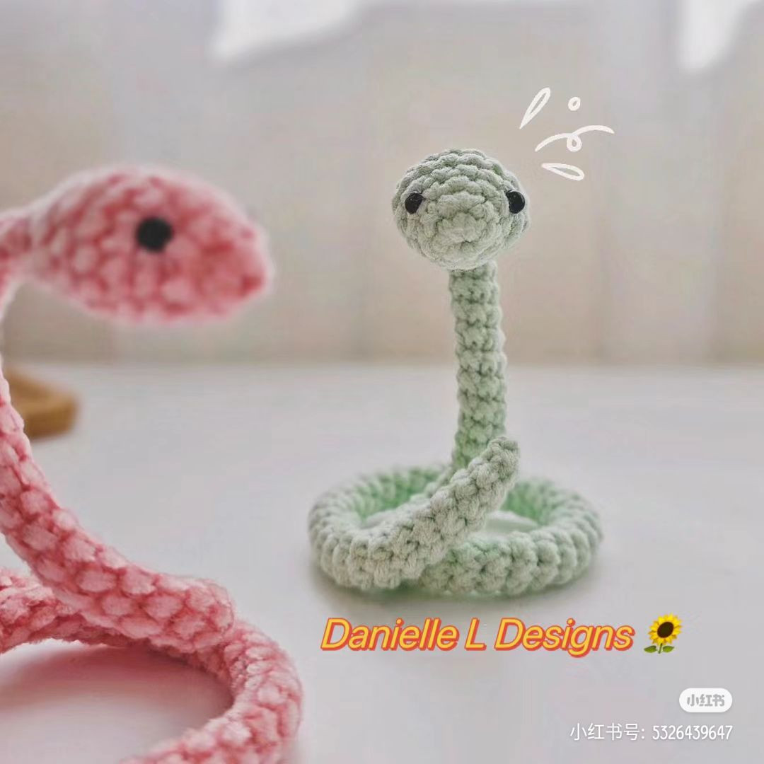Crochet Cobra Snake Amigurumi Pattern Tutorial
