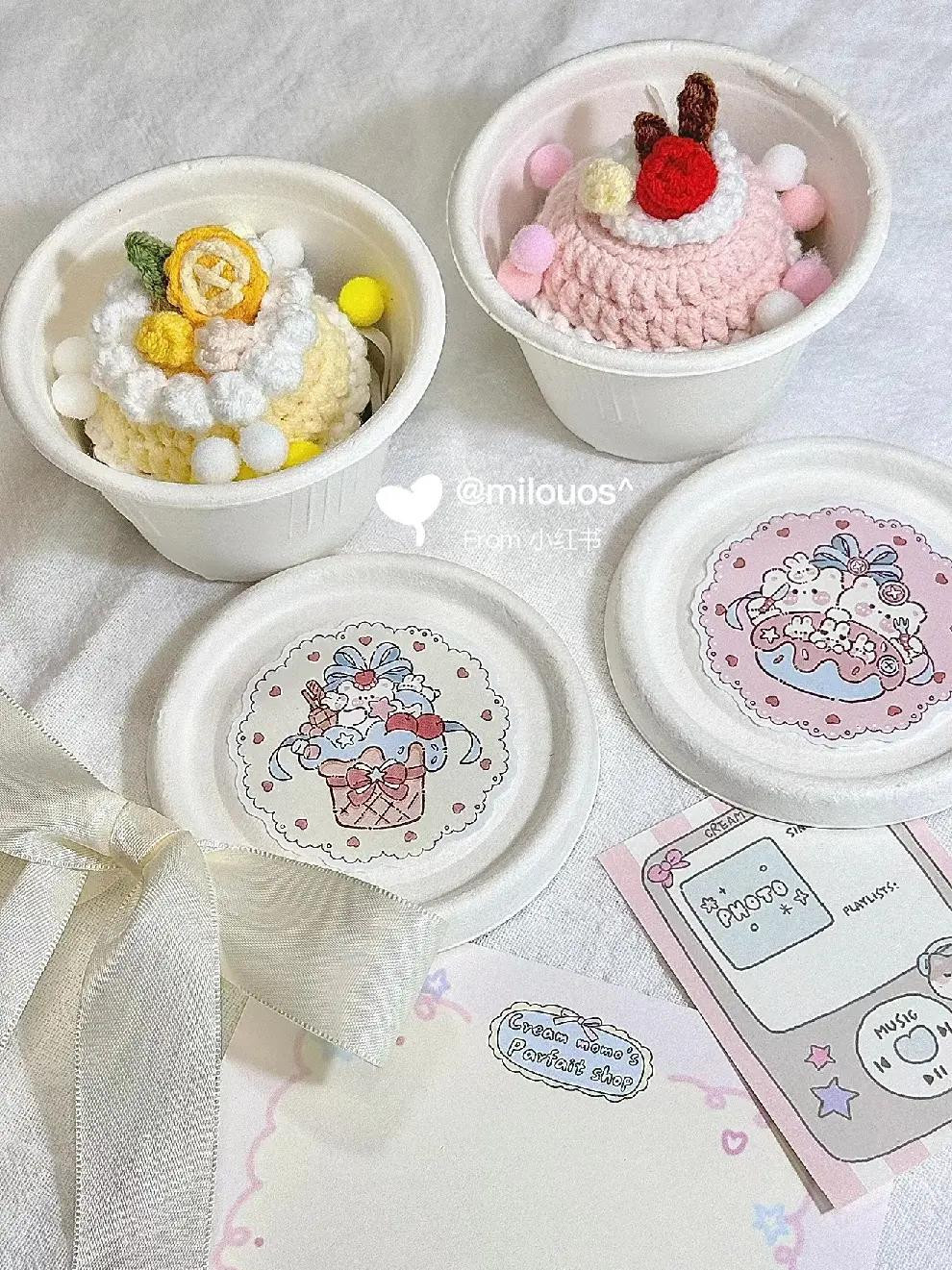 Crochet Cupcake Pattern: Detailed Chart for Paper Cup, Cake, Cream, and Strawberry Toppings