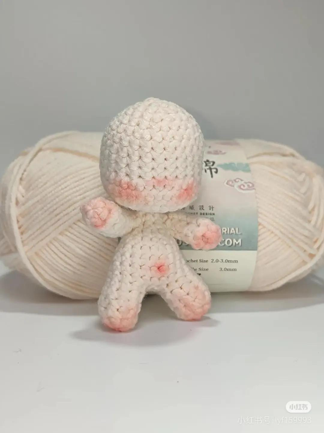 Crochet Doll Pattern Chart: Cute White and Pink Amigurumi Body Tutorial