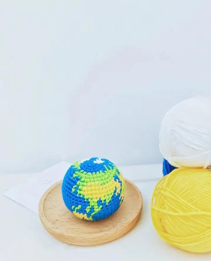 Crochet Earth Globe Keychain Pattern Chart
