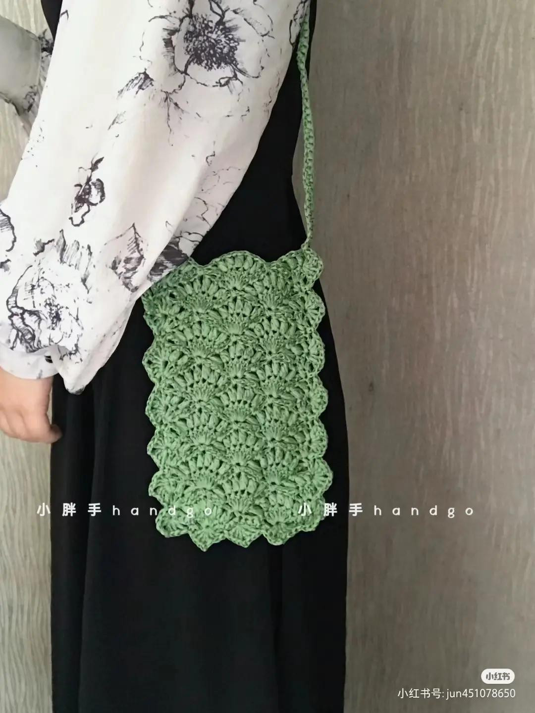 Crochet Fan Stitch Bag Pattern Chart: One Yarn Skein for Five Different Green Handmade Bags